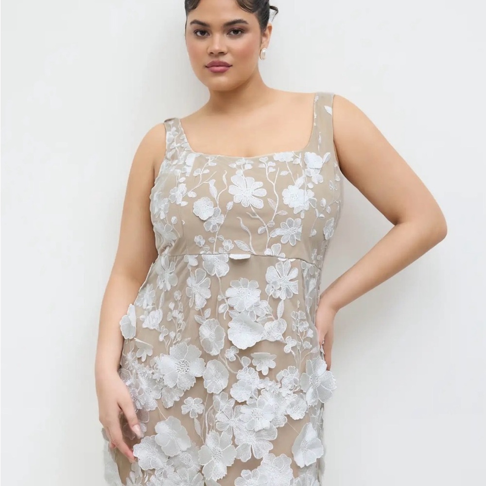 Cider Beige and White Floral Mini Dress